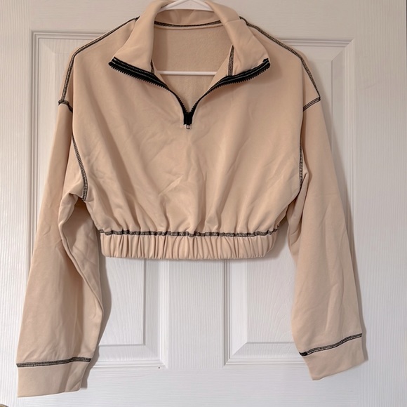 SHEIN Privé Colorblock Zipper Half Crop Sweatshirt & Sweatpants 2 Pieces Set - Picture 3 of 8